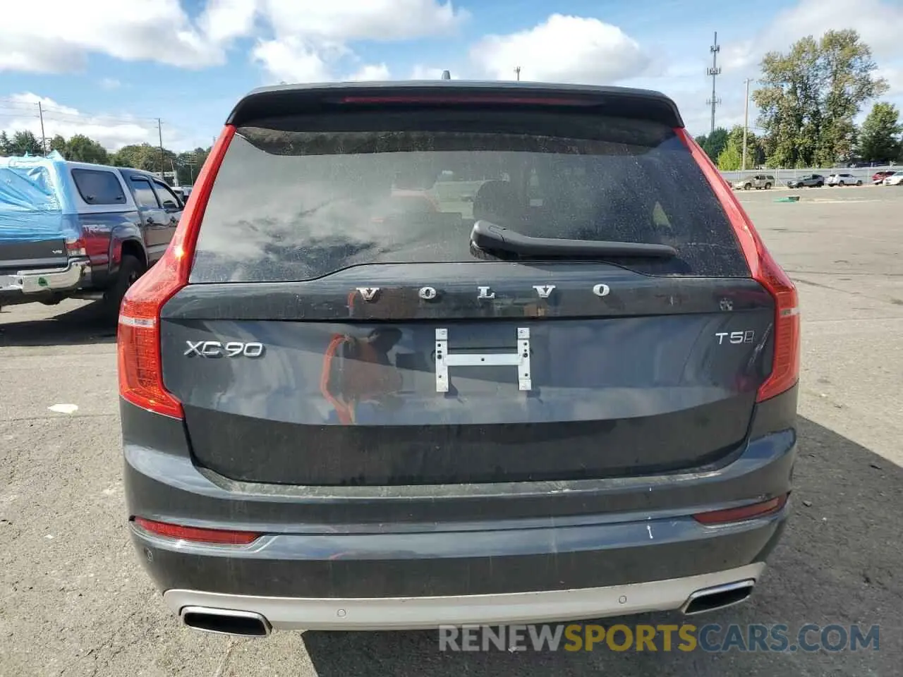 6 Photograph of a damaged car YV4102PK1M1720959 VOLVO XC90 2021