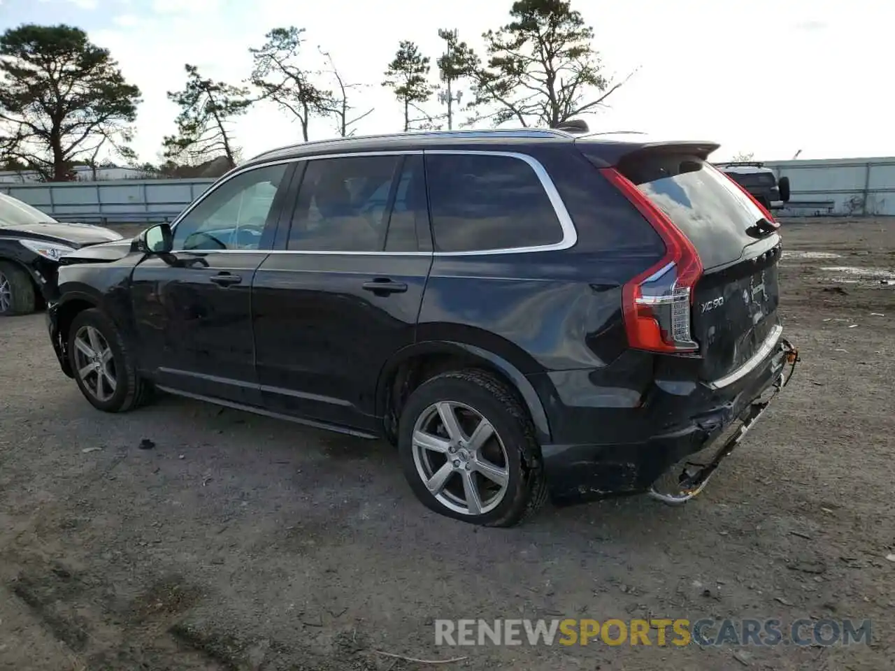 2 Photograph of a damaged car YV4102PK1M1743982 VOLVO XC90 2021