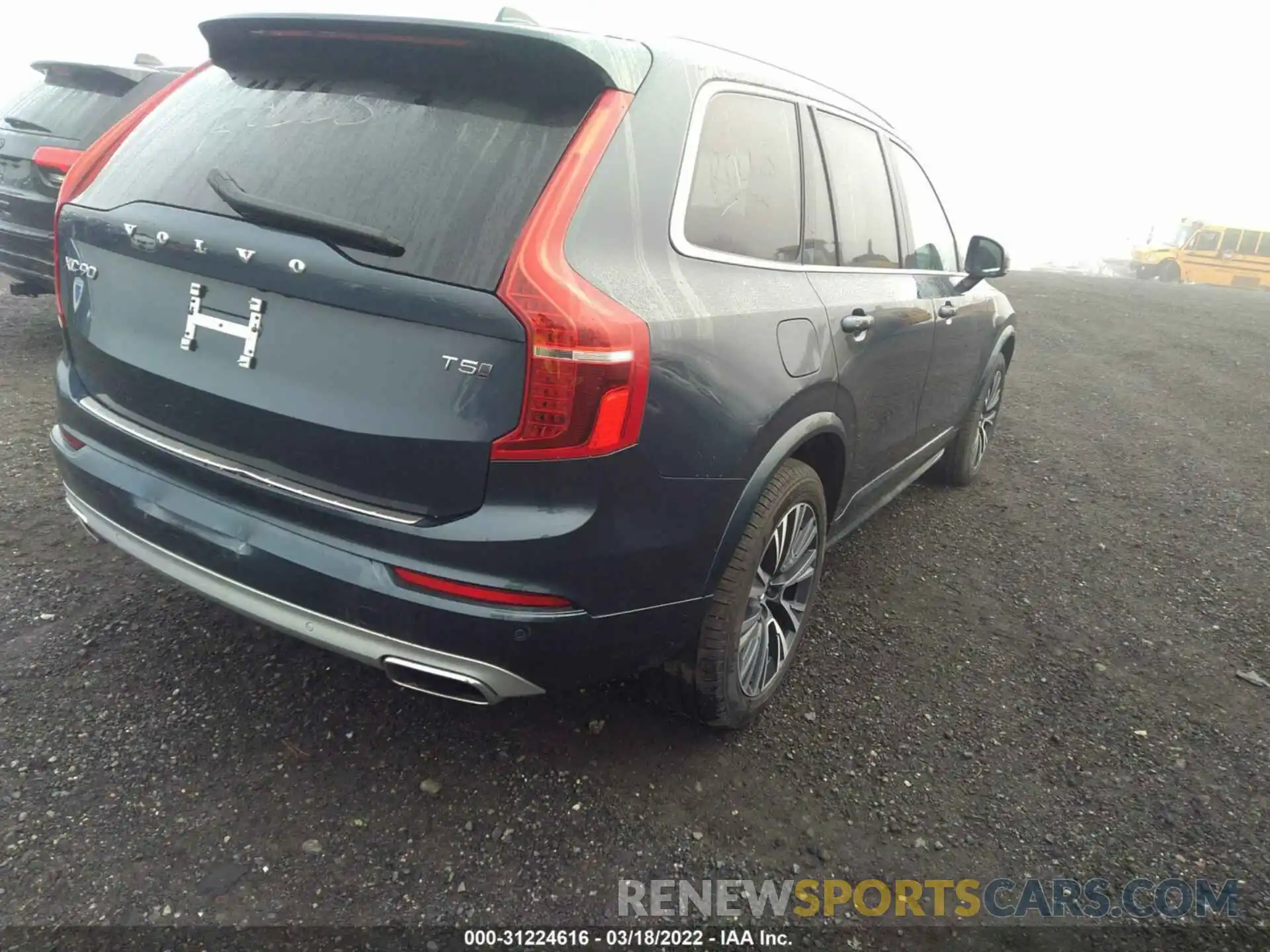 4 Photograph of a damaged car YV4102PK1M1745943 VOLVO XC90 2021