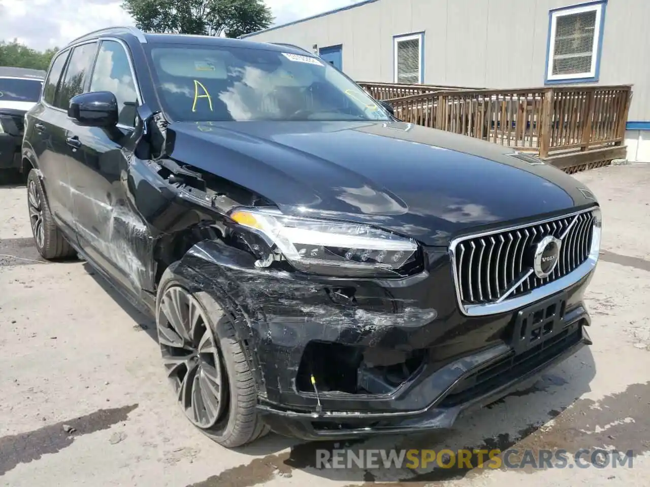 1 Photograph of a damaged car YV4102PK2M1739164 VOLVO XC90 2021