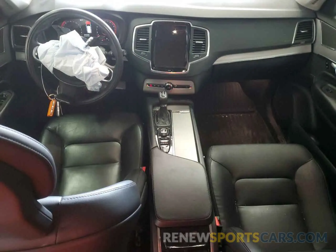 8 Photograph of a damaged car YV4102PK3M1680707 VOLVO XC90 2021
