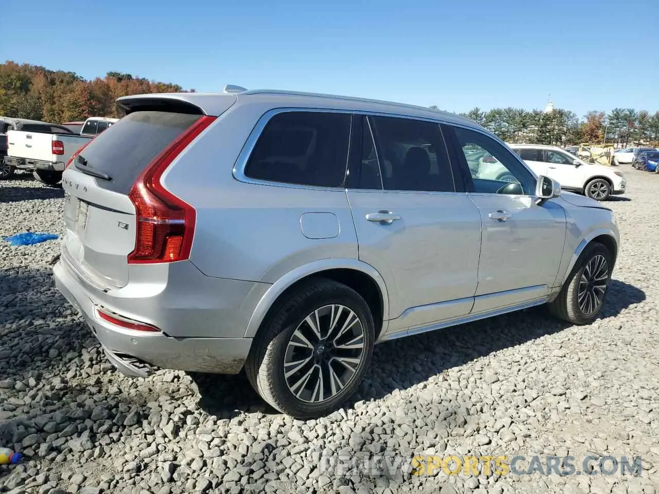 3 Photograph of a damaged car YV4102PK7M1747194 VOLVO XC90 2021