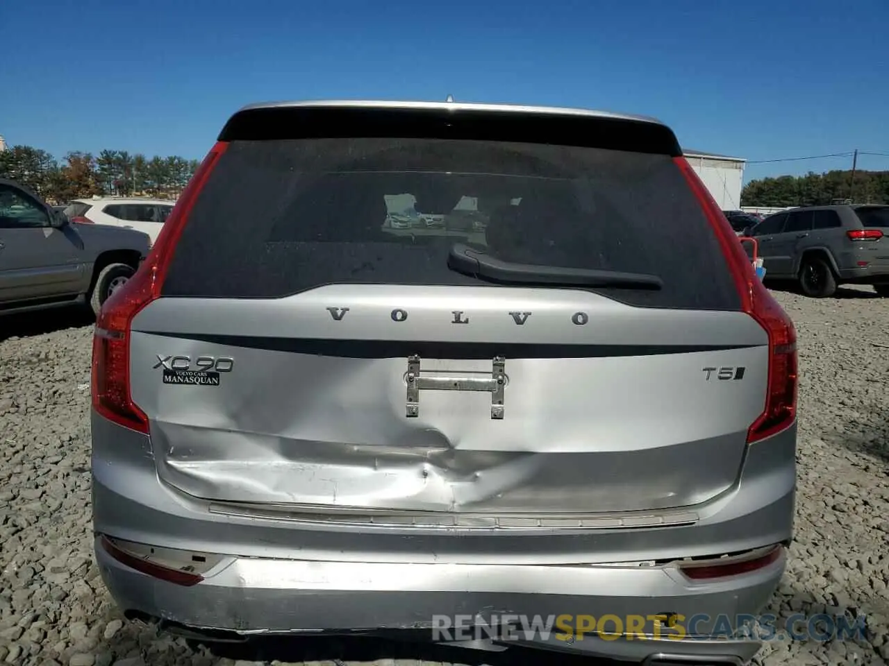 6 Photograph of a damaged car YV4102PK7M1747194 VOLVO XC90 2021
