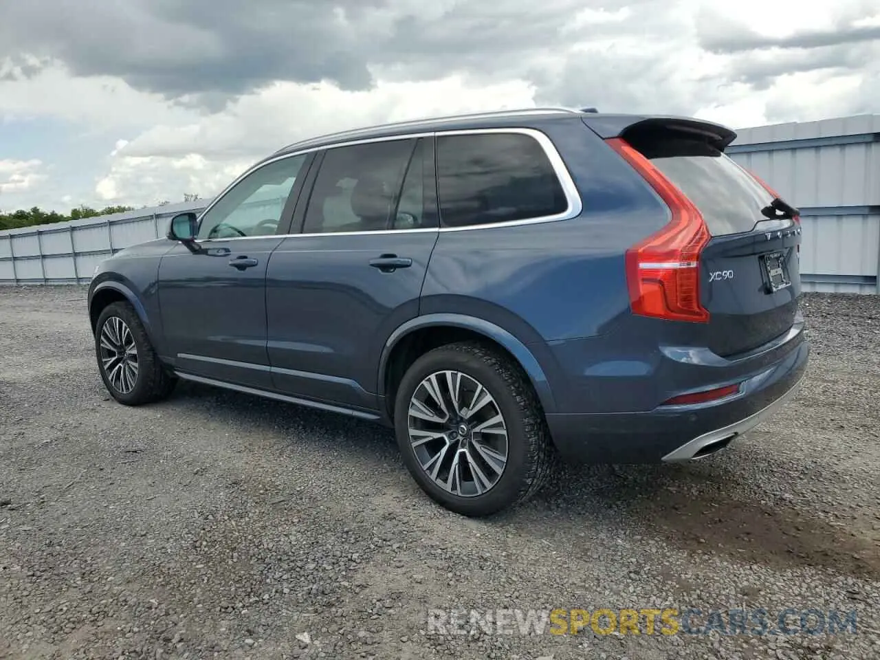 2 Photograph of a damaged car YV4102PK8M1702832 VOLVO XC90 2021