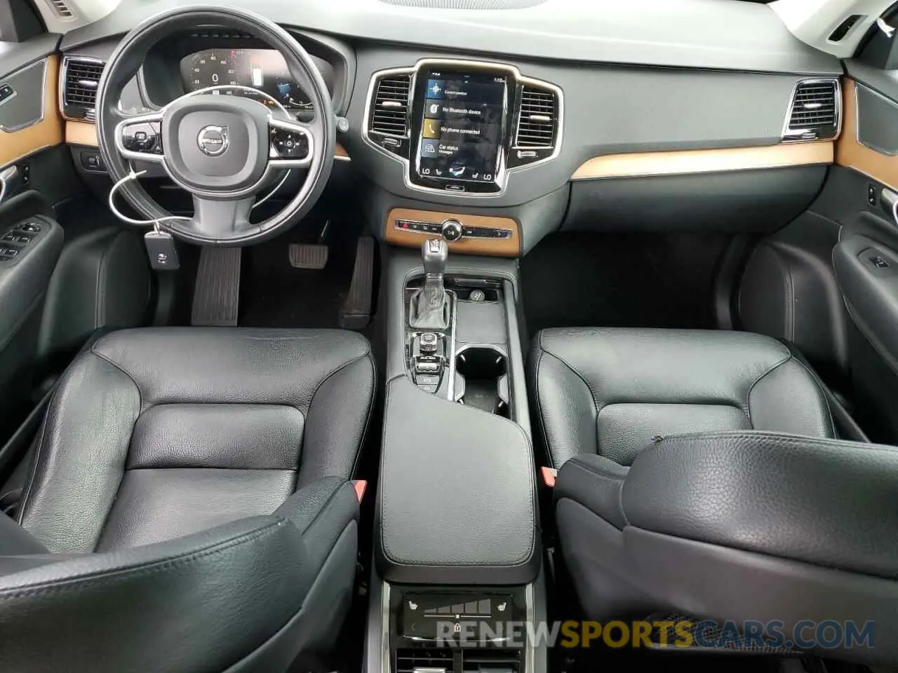 8 Photograph of a damaged car YV4102PK8M1702832 VOLVO XC90 2021