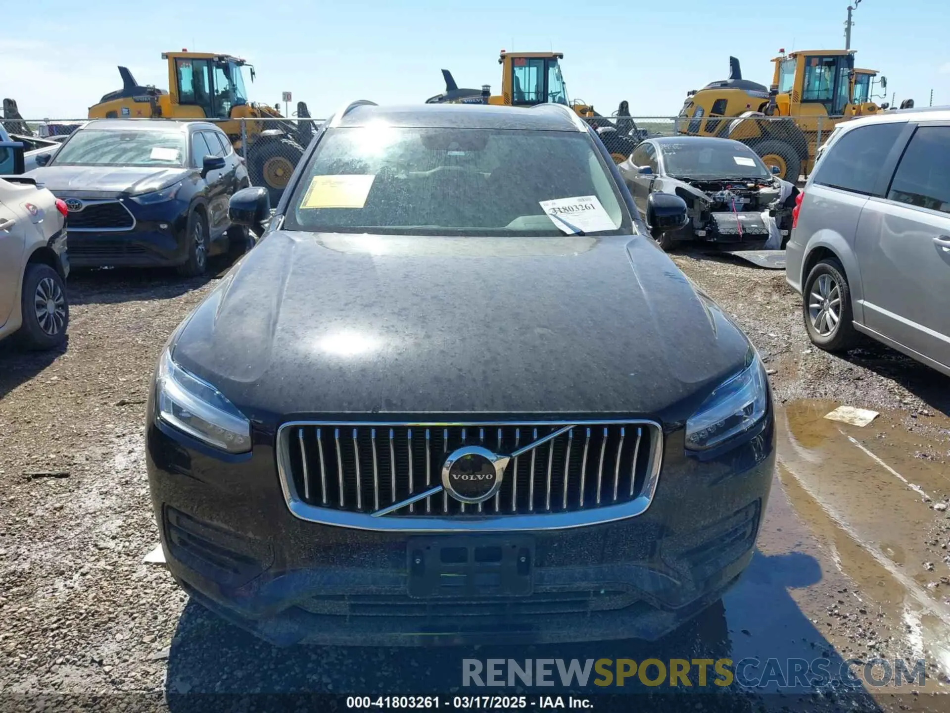 13 Photograph of a damaged car YV4102PKXM1741082 VOLVO XC90 2021