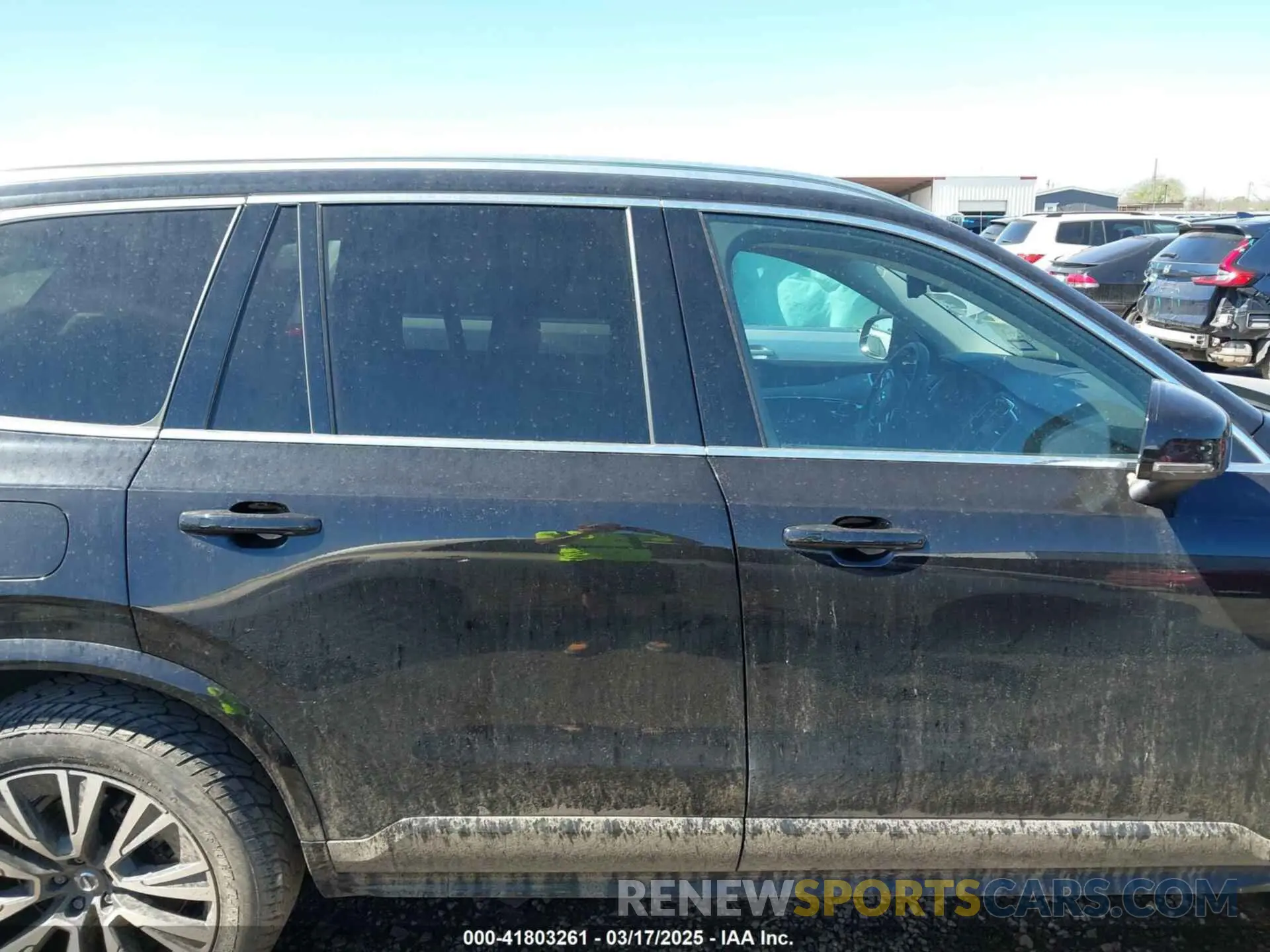 14 Photograph of a damaged car YV4102PKXM1741082 VOLVO XC90 2021