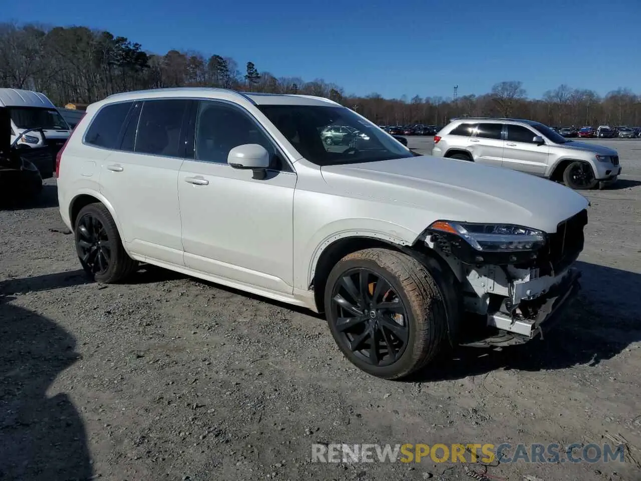 4 Photograph of a damaged car YV4A221K1M1672530 VOLVO XC90 2021