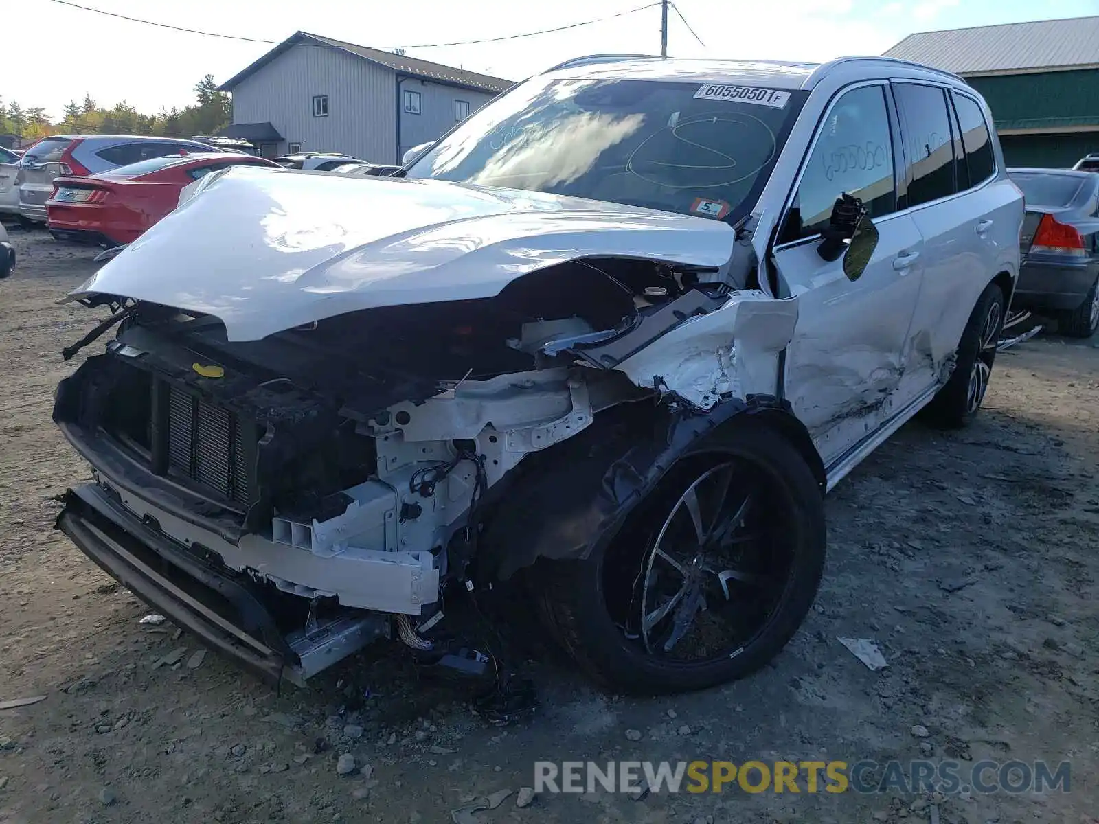 2 Photograph of a damaged car YV4A221K1M1674424 VOLVO XC90 2021