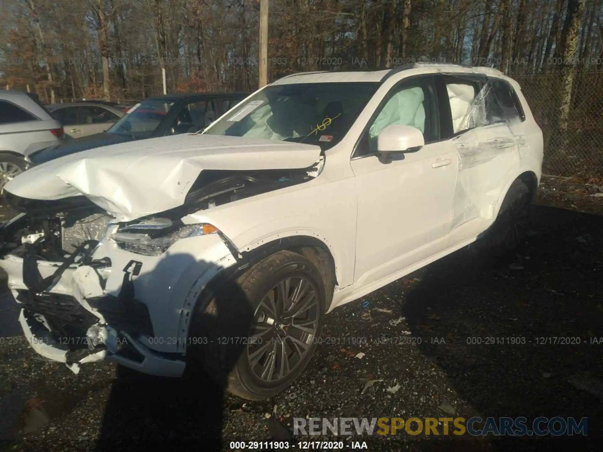 2 Photograph of a damaged car YV4A221K1M1683821 VOLVO XC90 2021