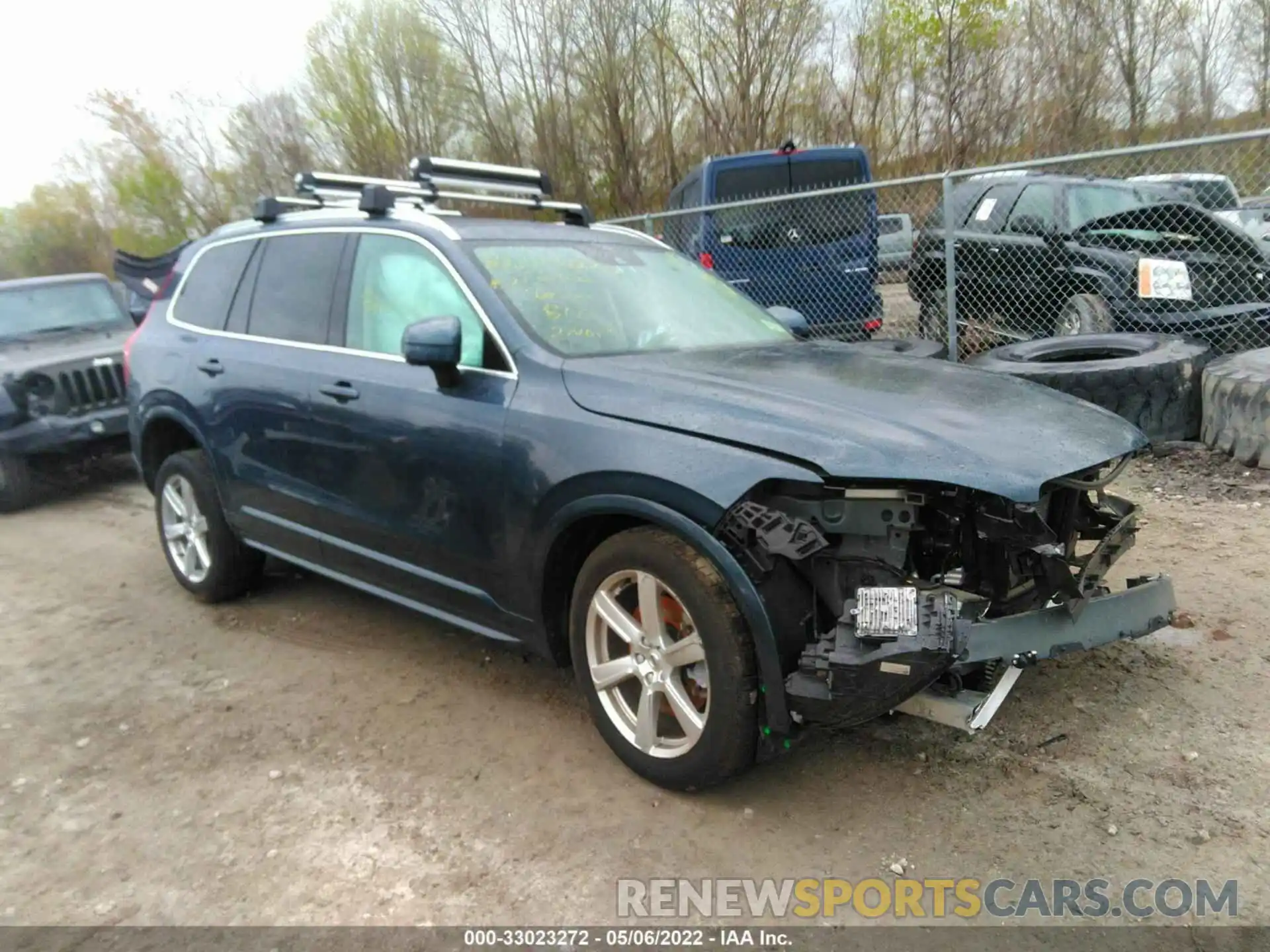 1 Photograph of a damaged car YV4A221K1M1732760 VOLVO XC90 2021