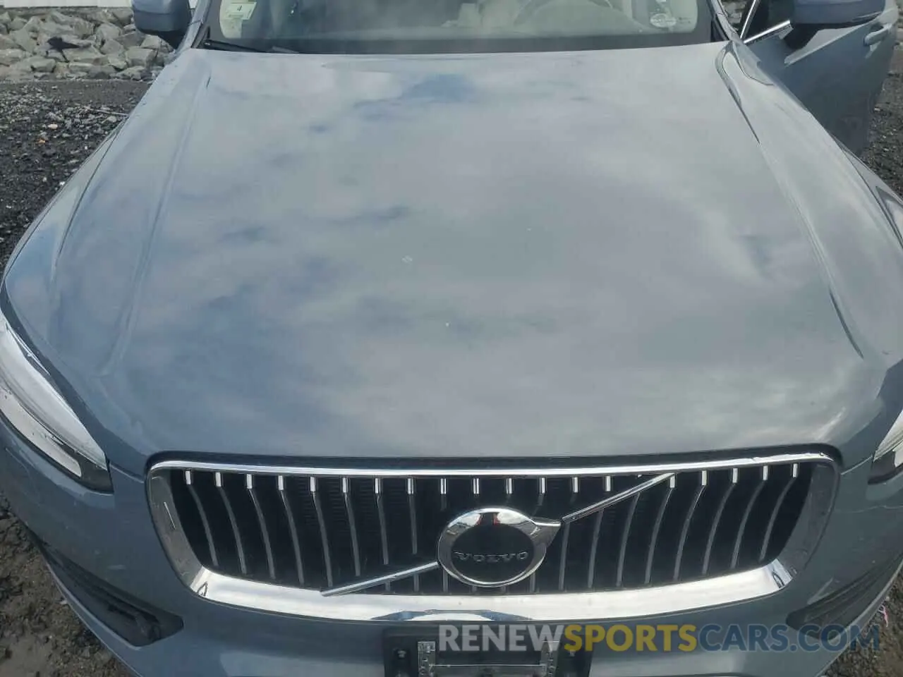 11 Photograph of a damaged car YV4A221K2M1702621 VOLVO XC90 2021