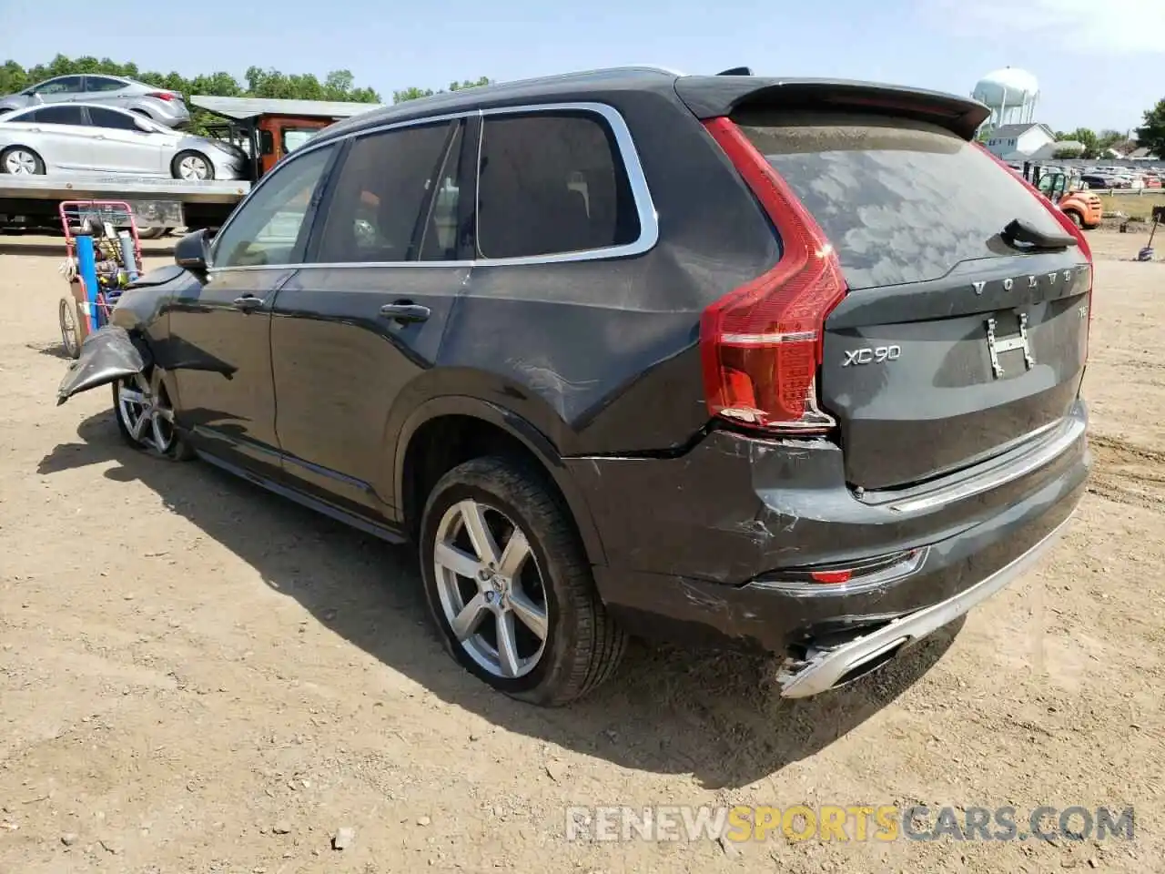 3 Photograph of a damaged car YV4A221K2M1714493 VOLVO XC90 2021