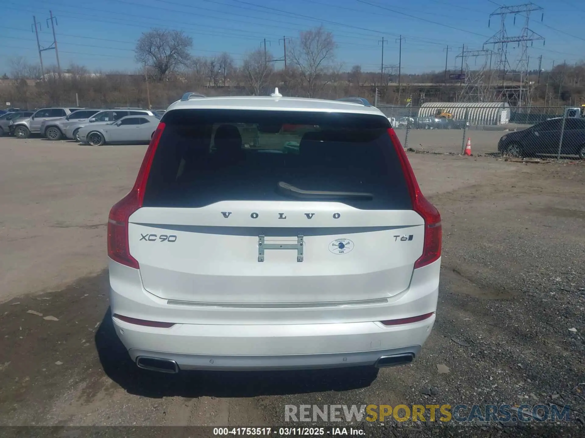 16 Photograph of a damaged car YV4A221K5M1677620 VOLVO XC90 2021