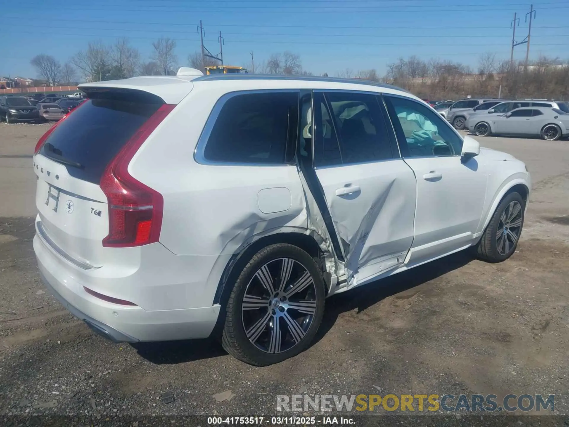 6 Photograph of a damaged car YV4A221K5M1677620 VOLVO XC90 2021