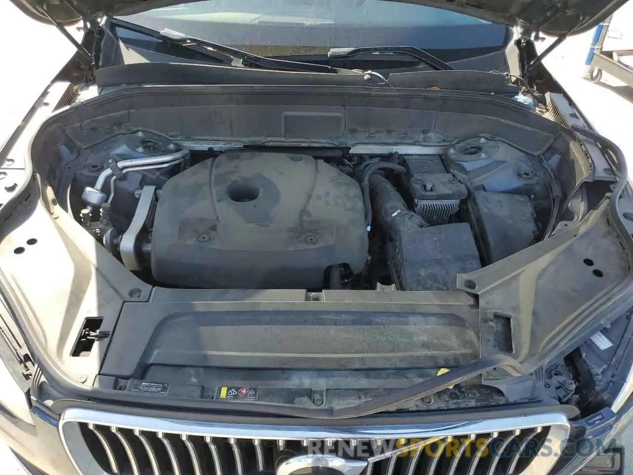 12 Photograph of a damaged car YV4A221K8M1680267 VOLVO XC90 2021