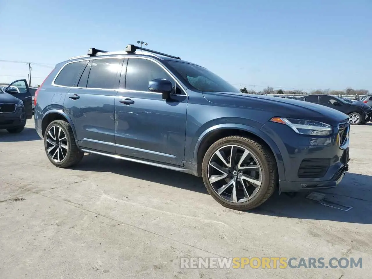 4 Photograph of a damaged car YV4A221K8M1680267 VOLVO XC90 2021