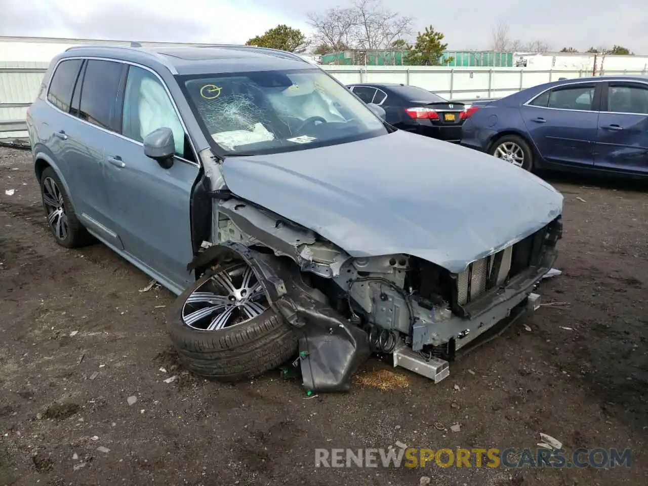 1 Photograph of a damaged car YV4A221L1M1746599 VOLVO XC90 2021