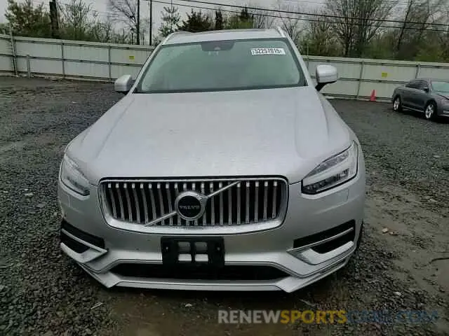 12 Photograph of a damaged car YV4A221L1M1753326 VOLVO XC90 2021