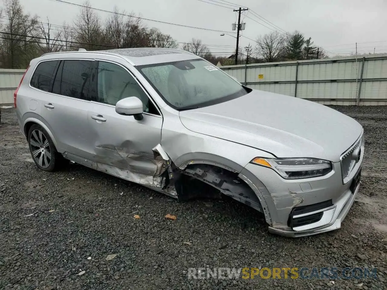 4 Photograph of a damaged car YV4A221L1M1753326 VOLVO XC90 2021