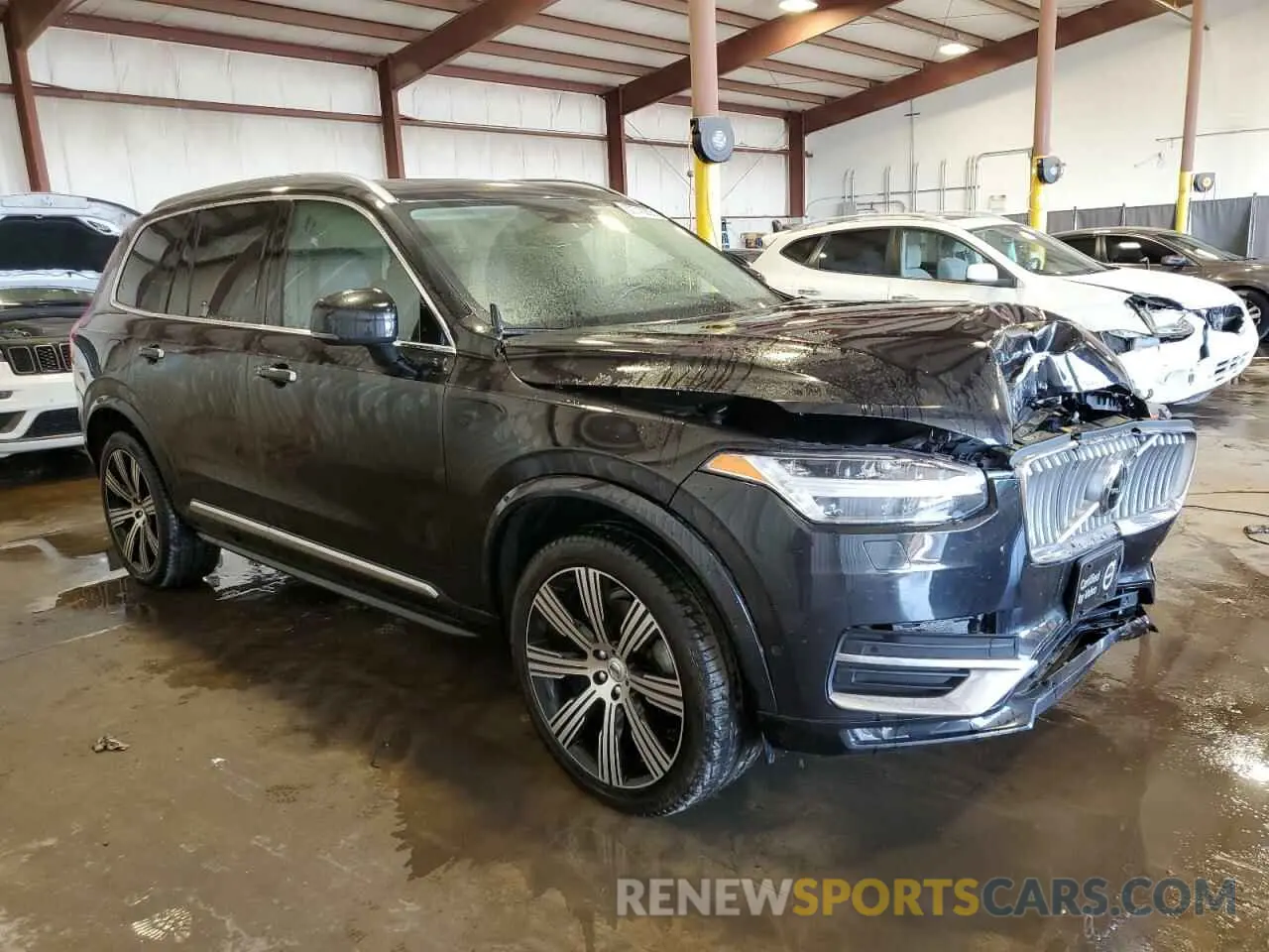 4 Photograph of a damaged car YV4A221L3M1769642 VOLVO XC90 2021
