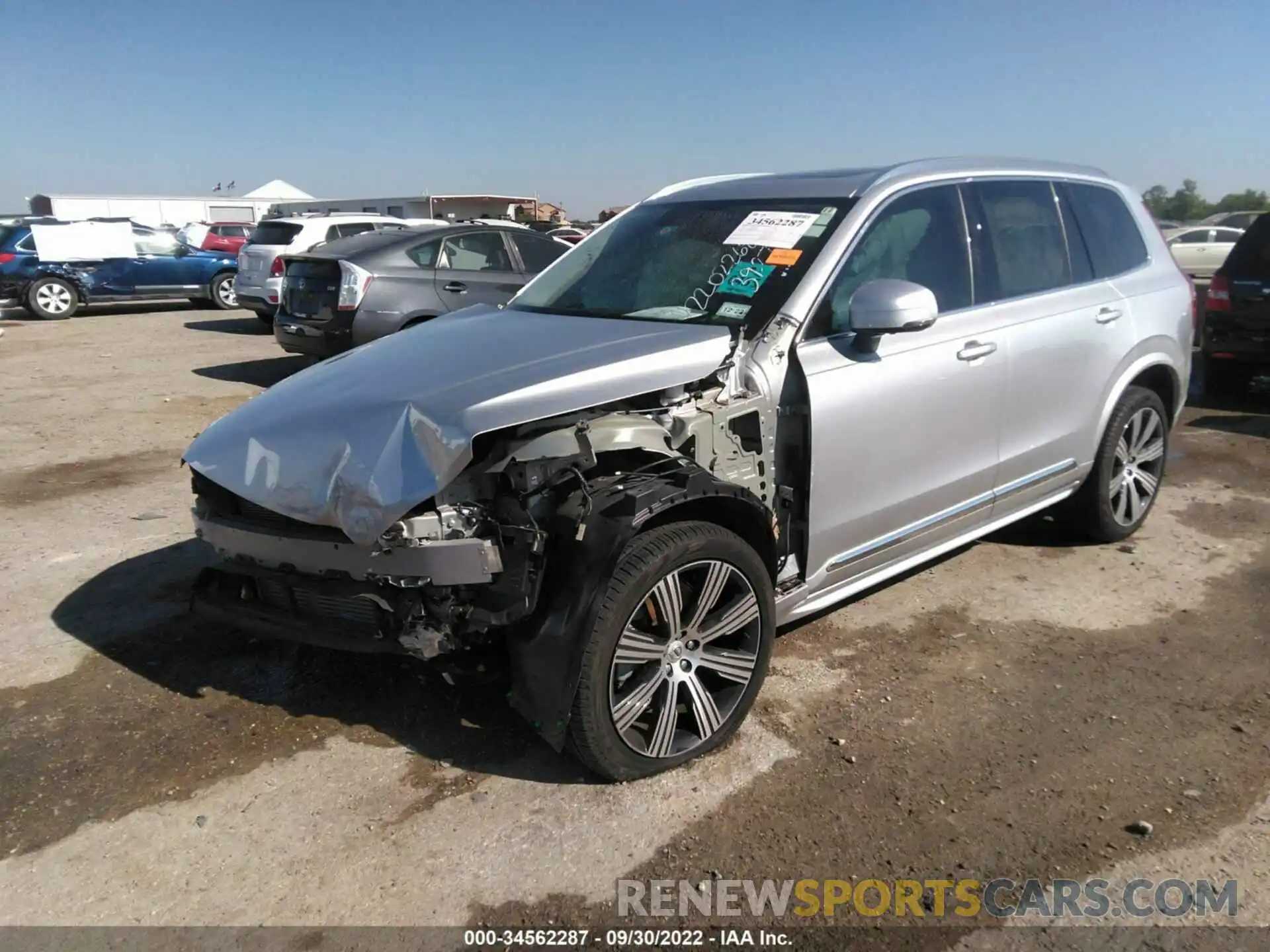 2 Photograph of a damaged car YV4A221L6M1692720 VOLVO XC90 2021