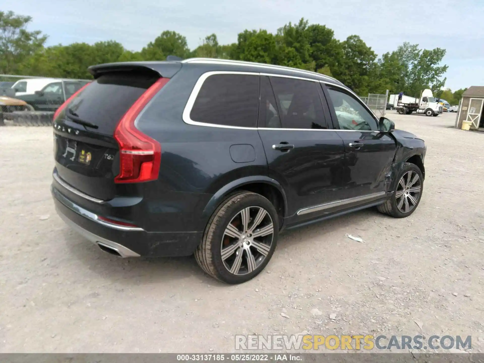 4 Photograph of a damaged car YV4A221L8M1761097 VOLVO XC90 2021