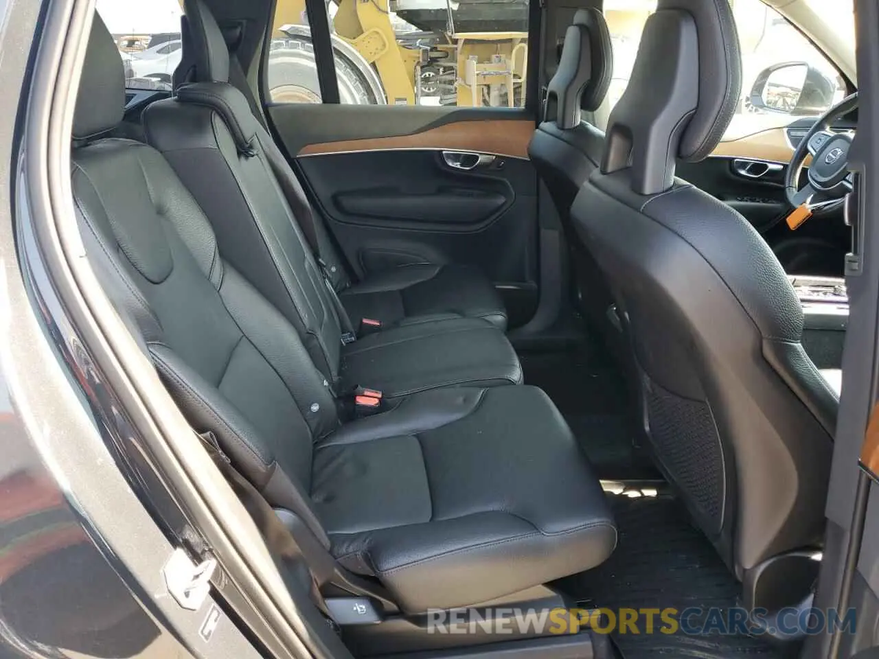 11 Photograph of a damaged car YV4A22PK1M1736623 VOLVO XC90 2021