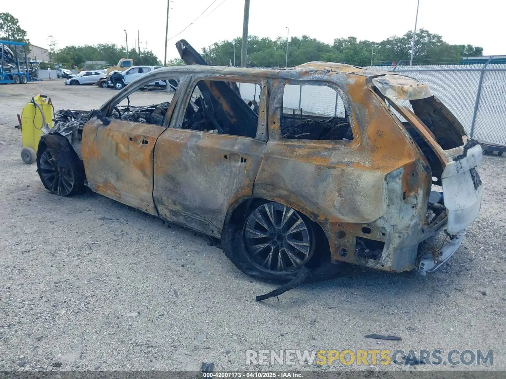 3 Photograph of a damaged car YV4A22PK1M1763787 VOLVO XC90 2021