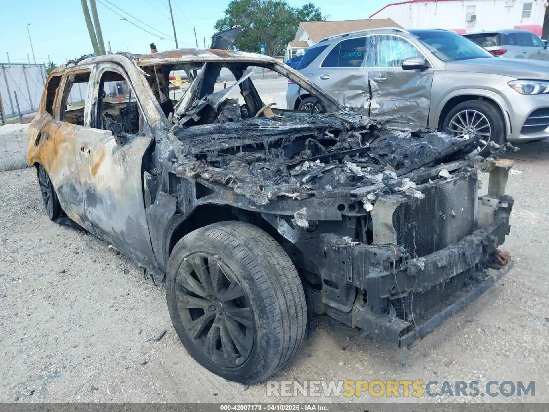 6 Photograph of a damaged car YV4A22PK1M1763787 VOLVO XC90 2021