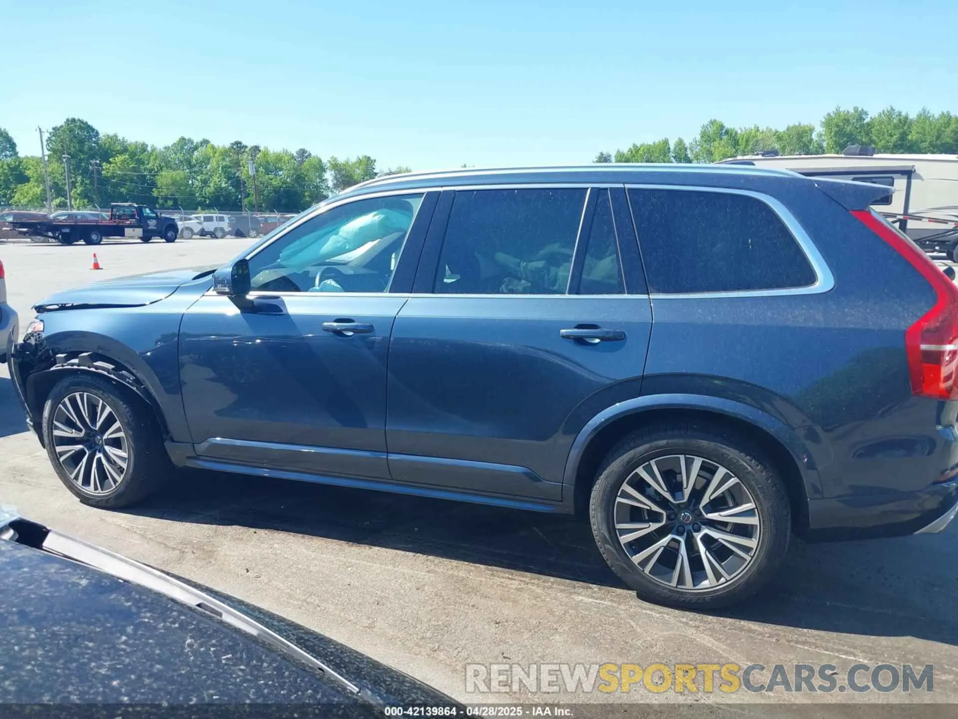 15 Photograph of a damaged car YV4A22PK1M1764843 VOLVO XC90 2021
