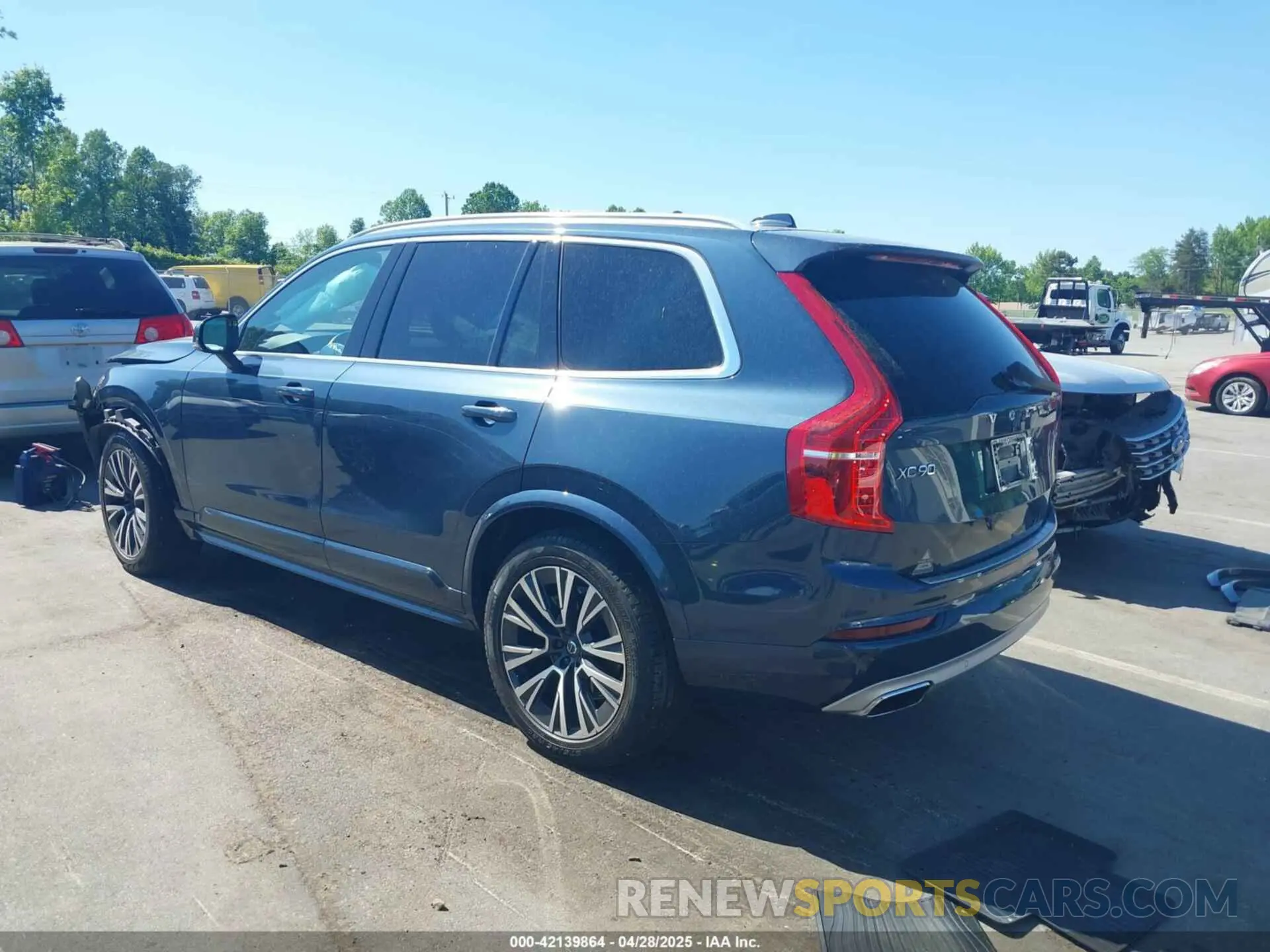 3 Photograph of a damaged car YV4A22PK1M1764843 VOLVO XC90 2021