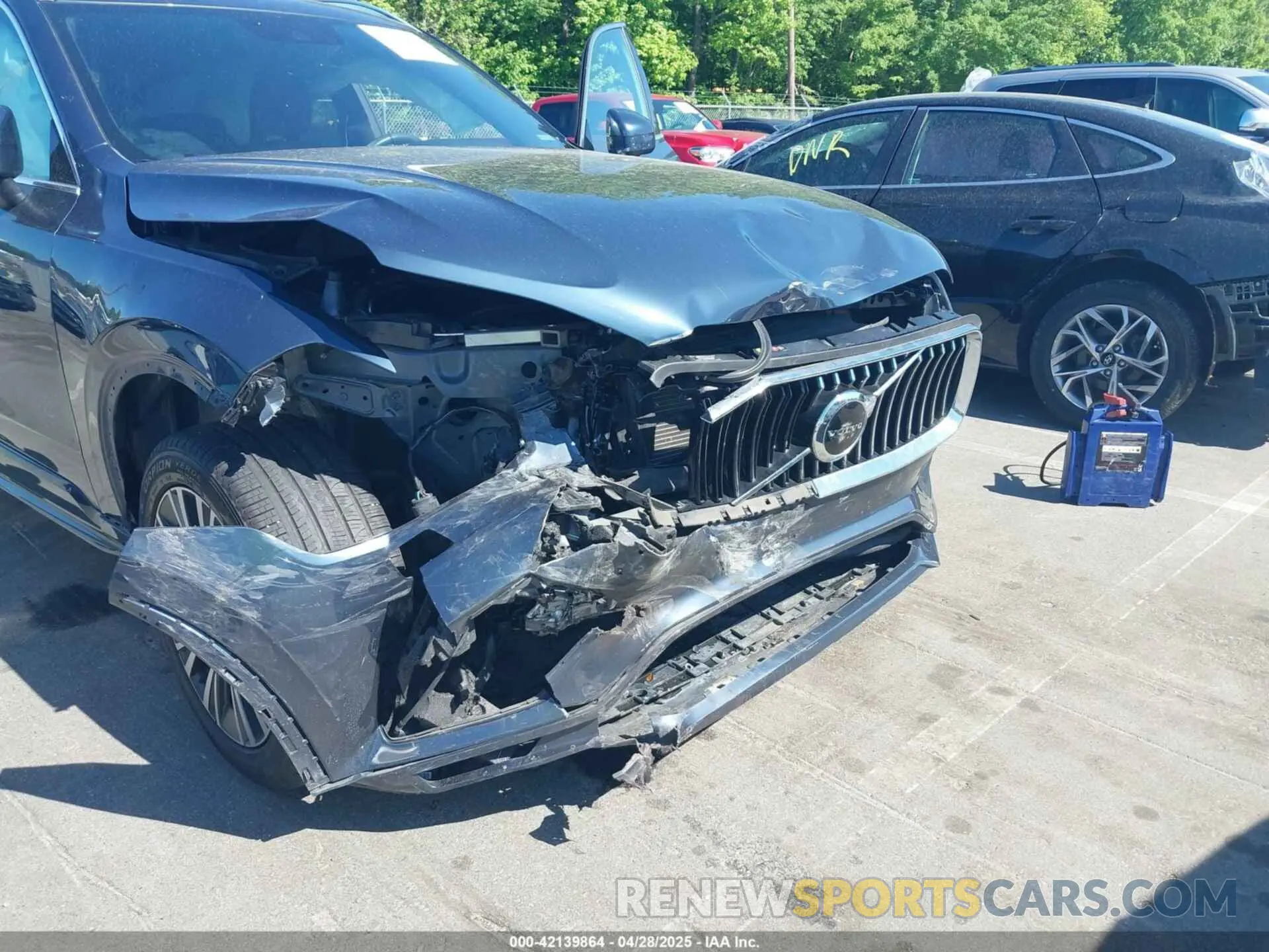 6 Photograph of a damaged car YV4A22PK1M1764843 VOLVO XC90 2021