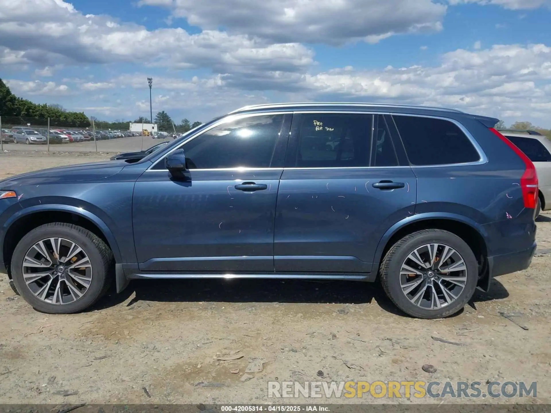 15 Photograph of a damaged car YV4A22PK3M1689322 VOLVO XC90 2021