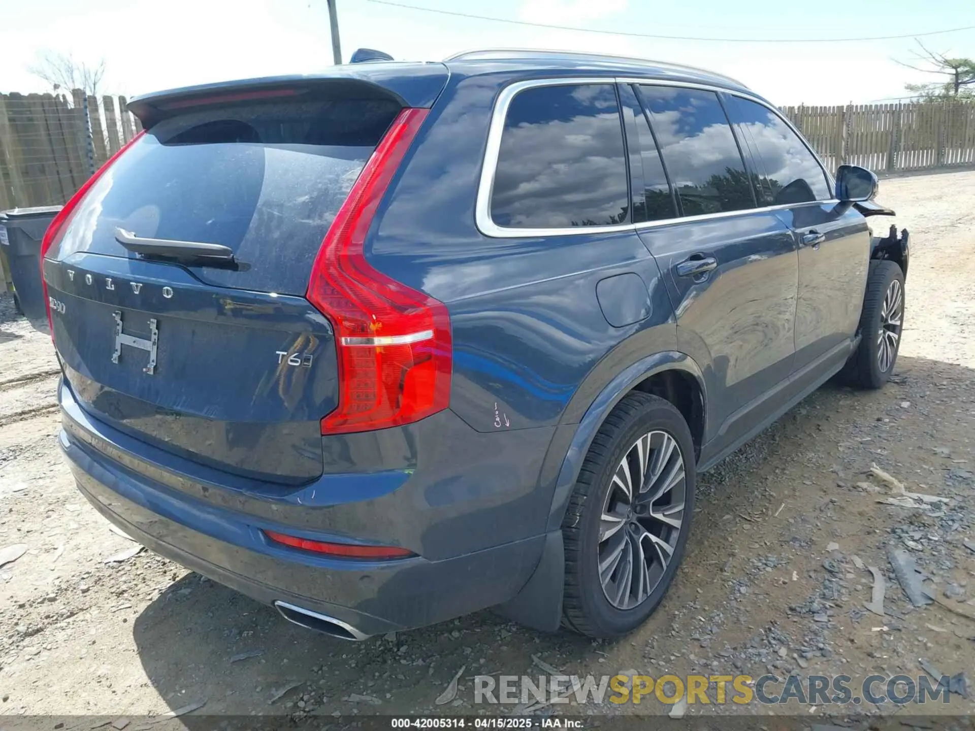 4 Photograph of a damaged car YV4A22PK3M1689322 VOLVO XC90 2021
