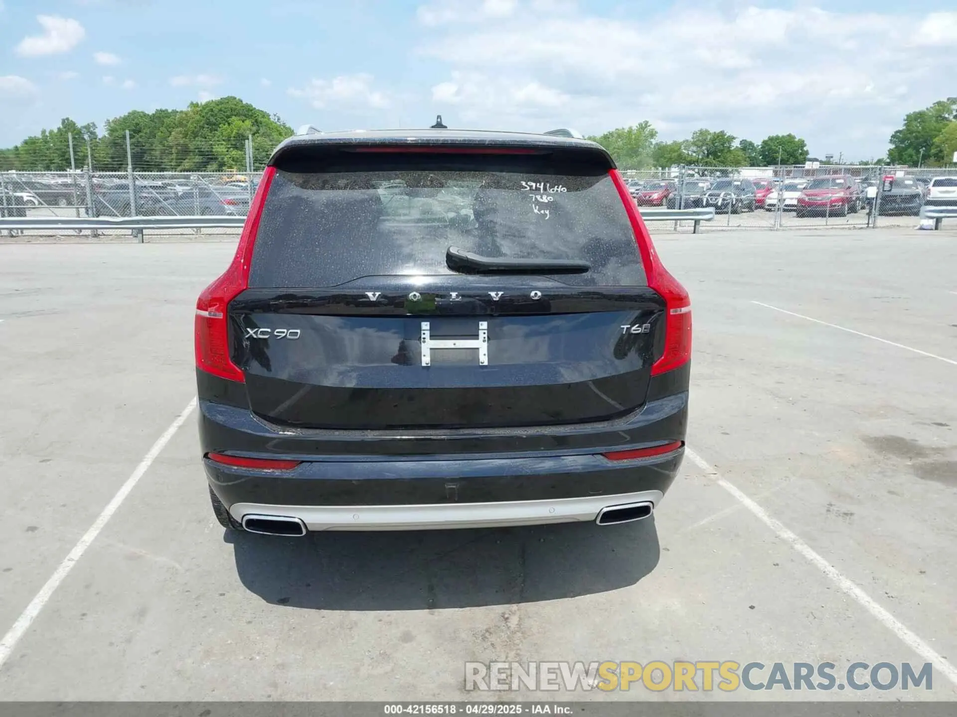 15 Photograph of a damaged car YV4A22PK3M1717880 VOLVO XC90 2021