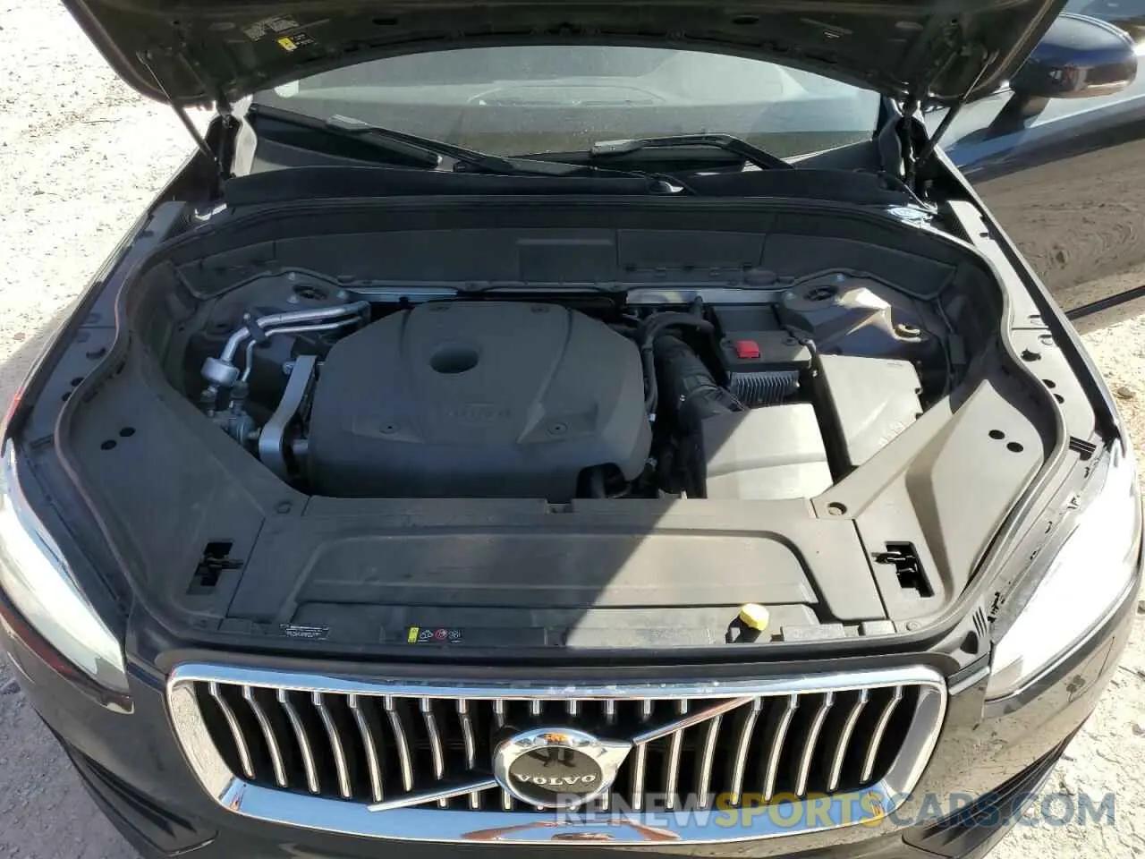 12 Photograph of a damaged car YV4A22PK4M1680175 VOLVO XC90 2021