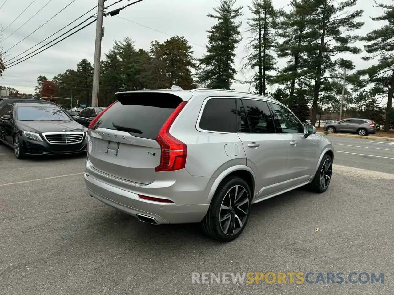 3 Photograph of a damaged car YV4A22PK5M1681383 VOLVO XC90 2021