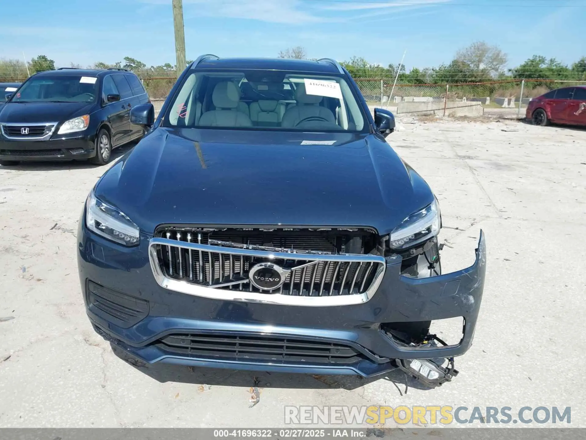 12 Photograph of a damaged car YV4A22PK5M1773173 VOLVO XC90 2021