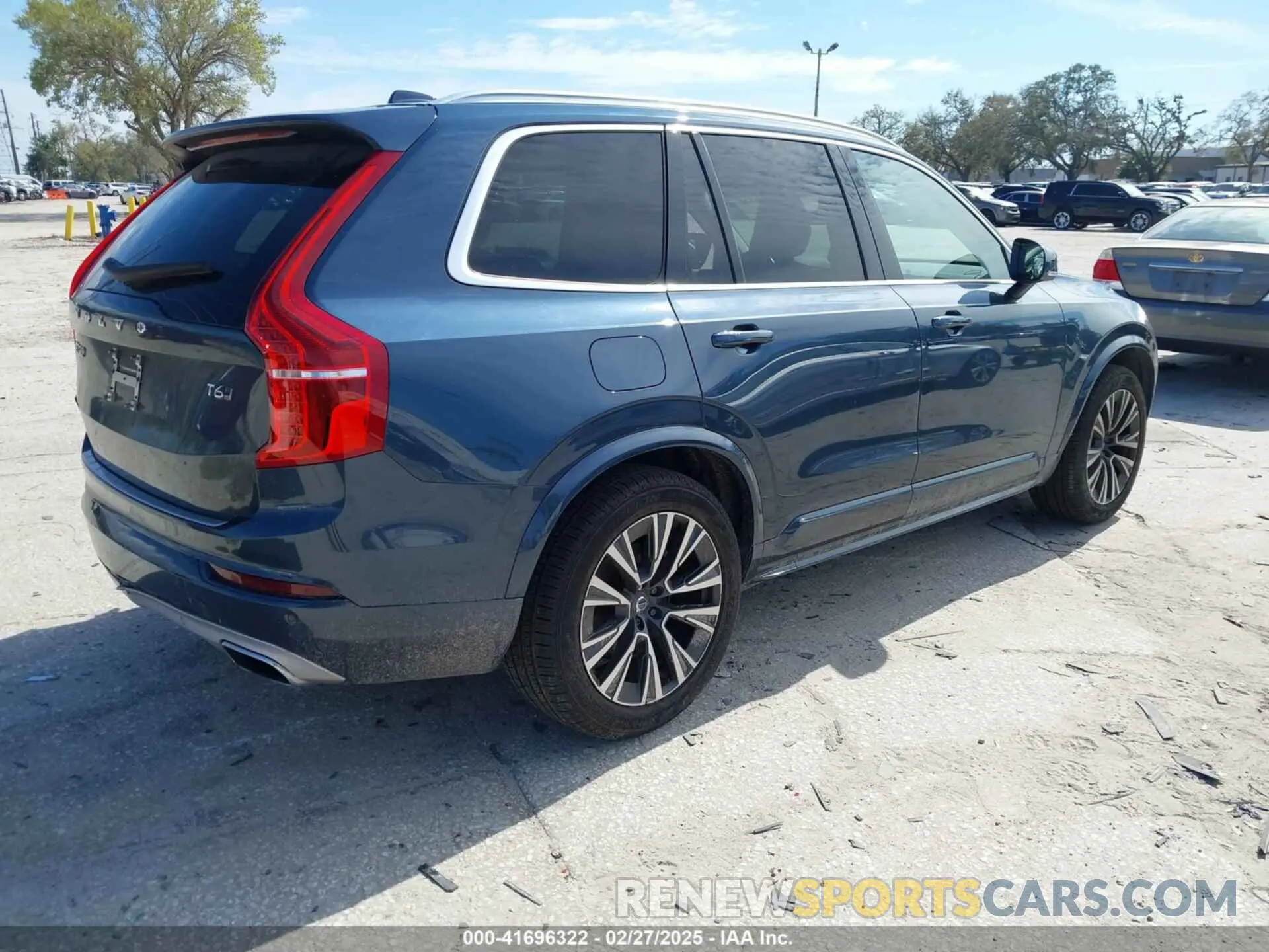 4 Photograph of a damaged car YV4A22PK5M1773173 VOLVO XC90 2021