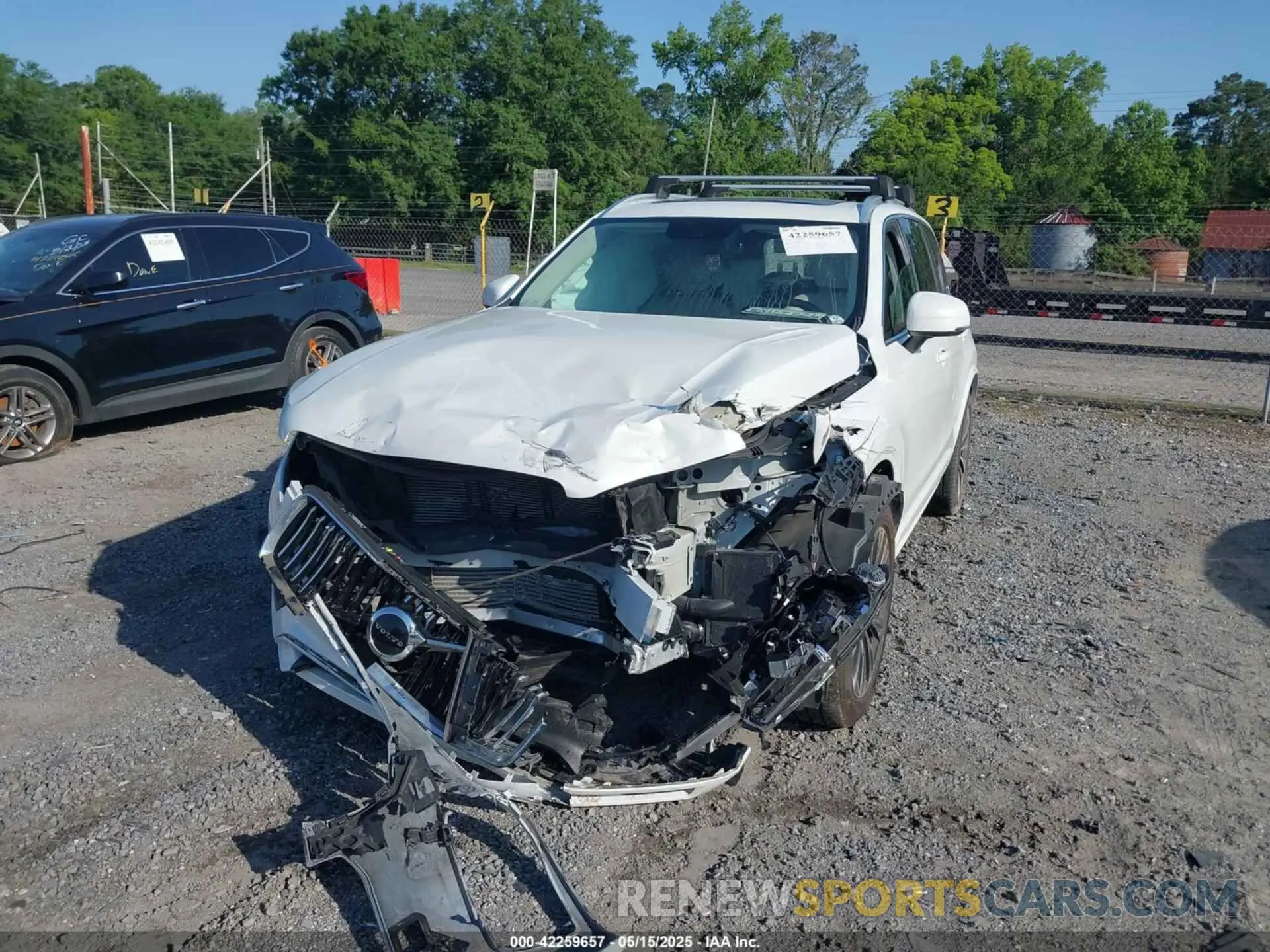 2 Photograph of a damaged car YV4A22PK7M1687802 VOLVO XC90 2021