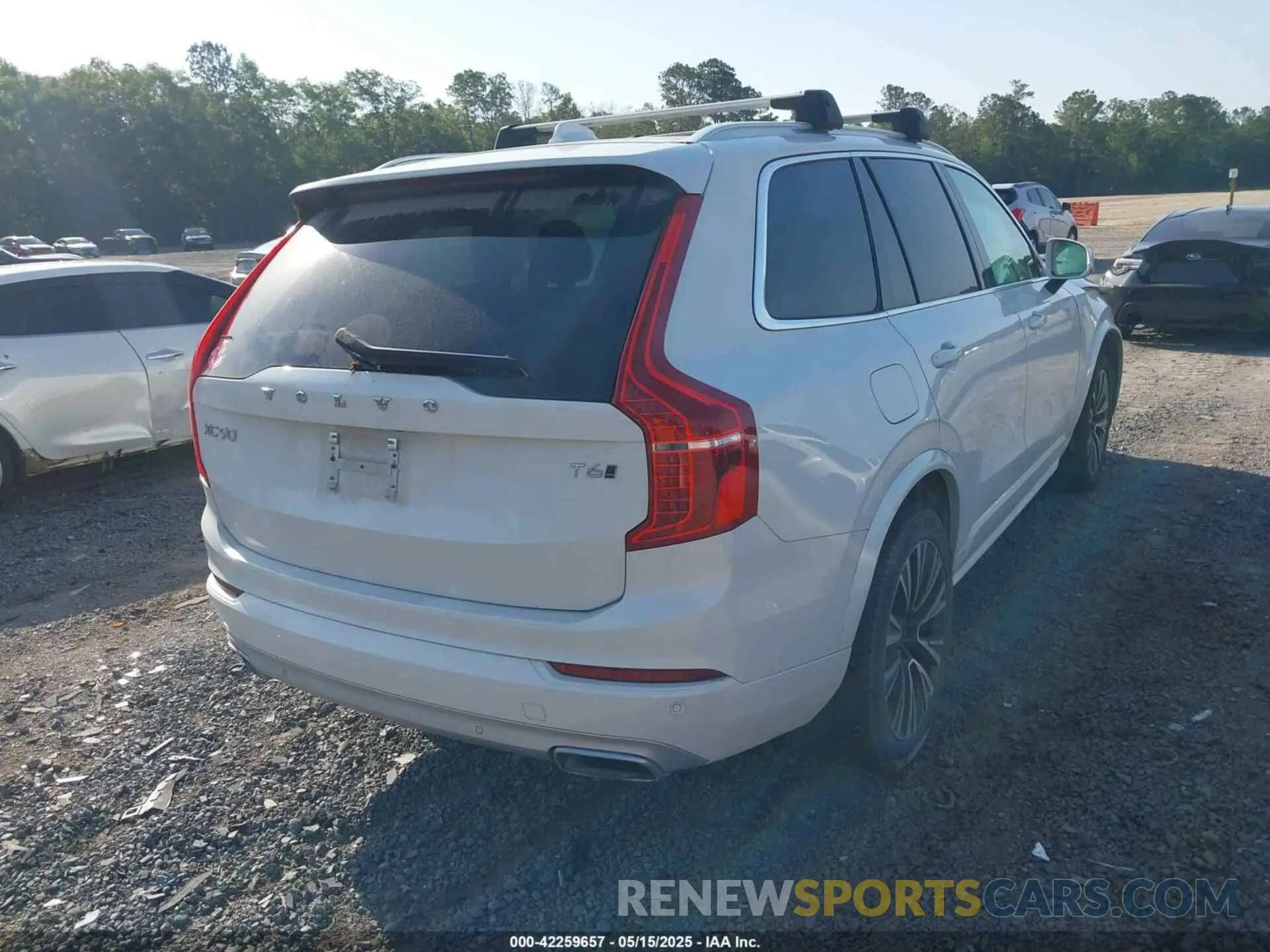 4 Photograph of a damaged car YV4A22PK7M1687802 VOLVO XC90 2021