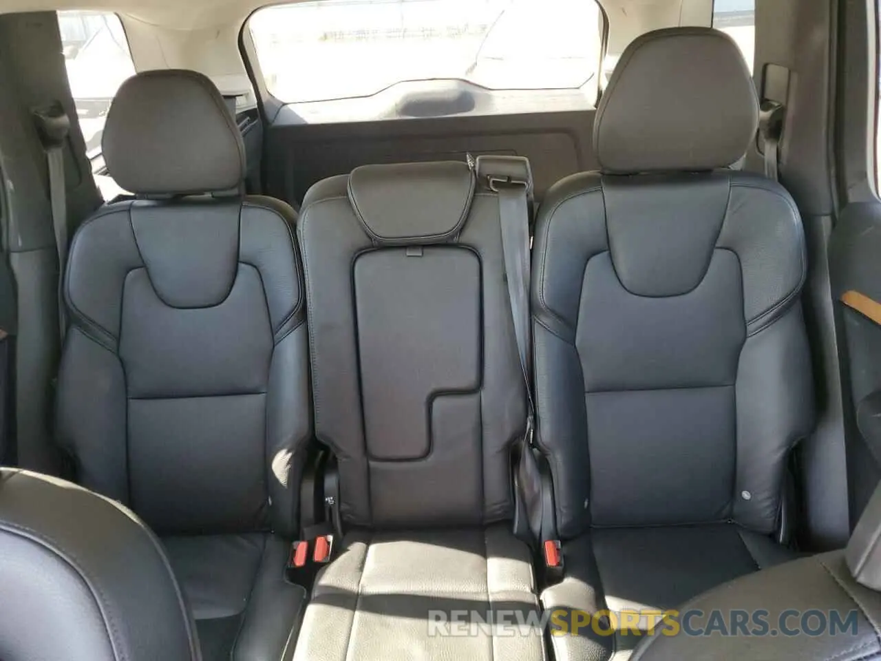 10 Photograph of a damaged car YV4A22PK7M1687976 VOLVO XC90 2021