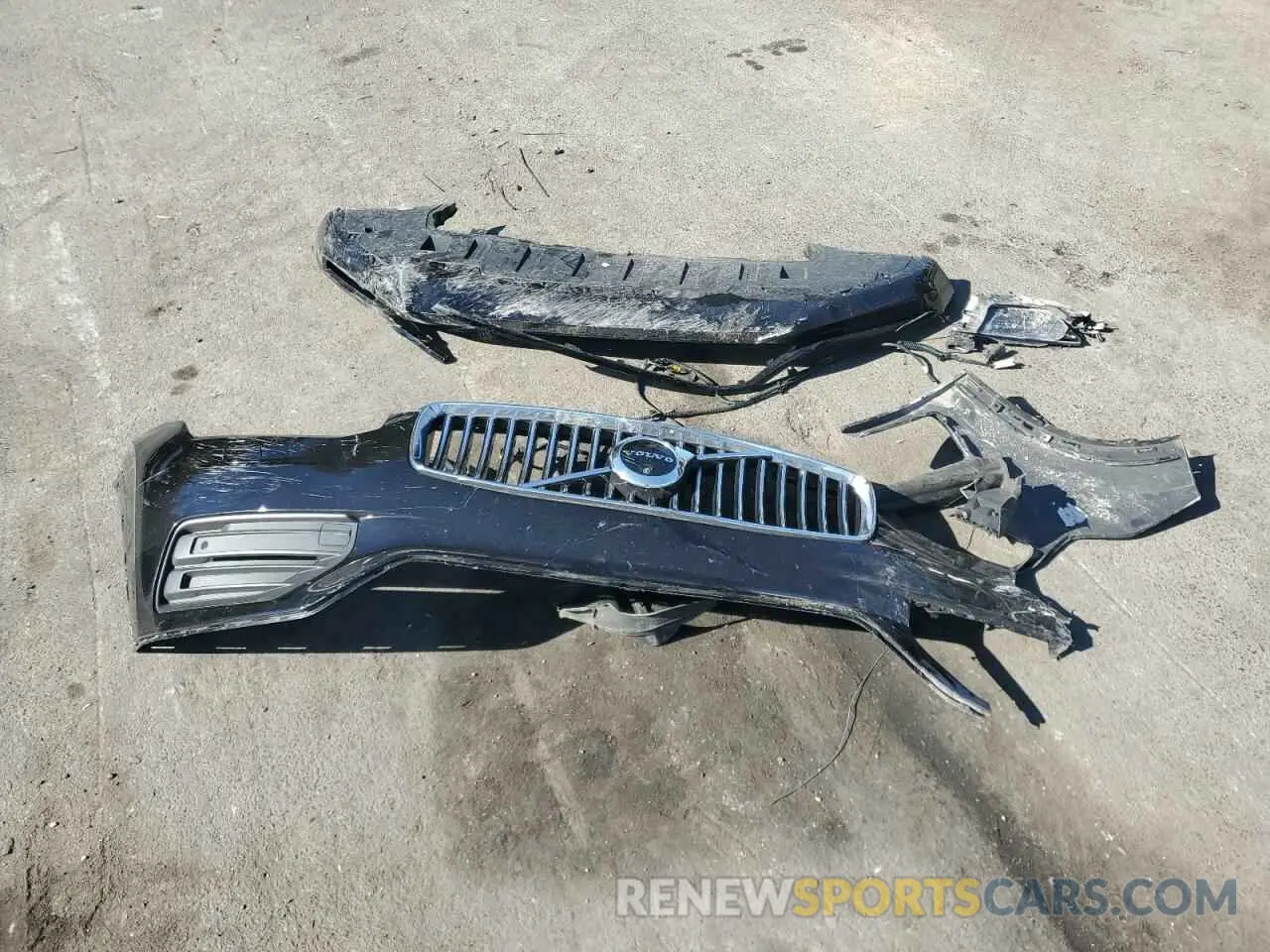 13 Photograph of a damaged car YV4A22PK7M1687976 VOLVO XC90 2021