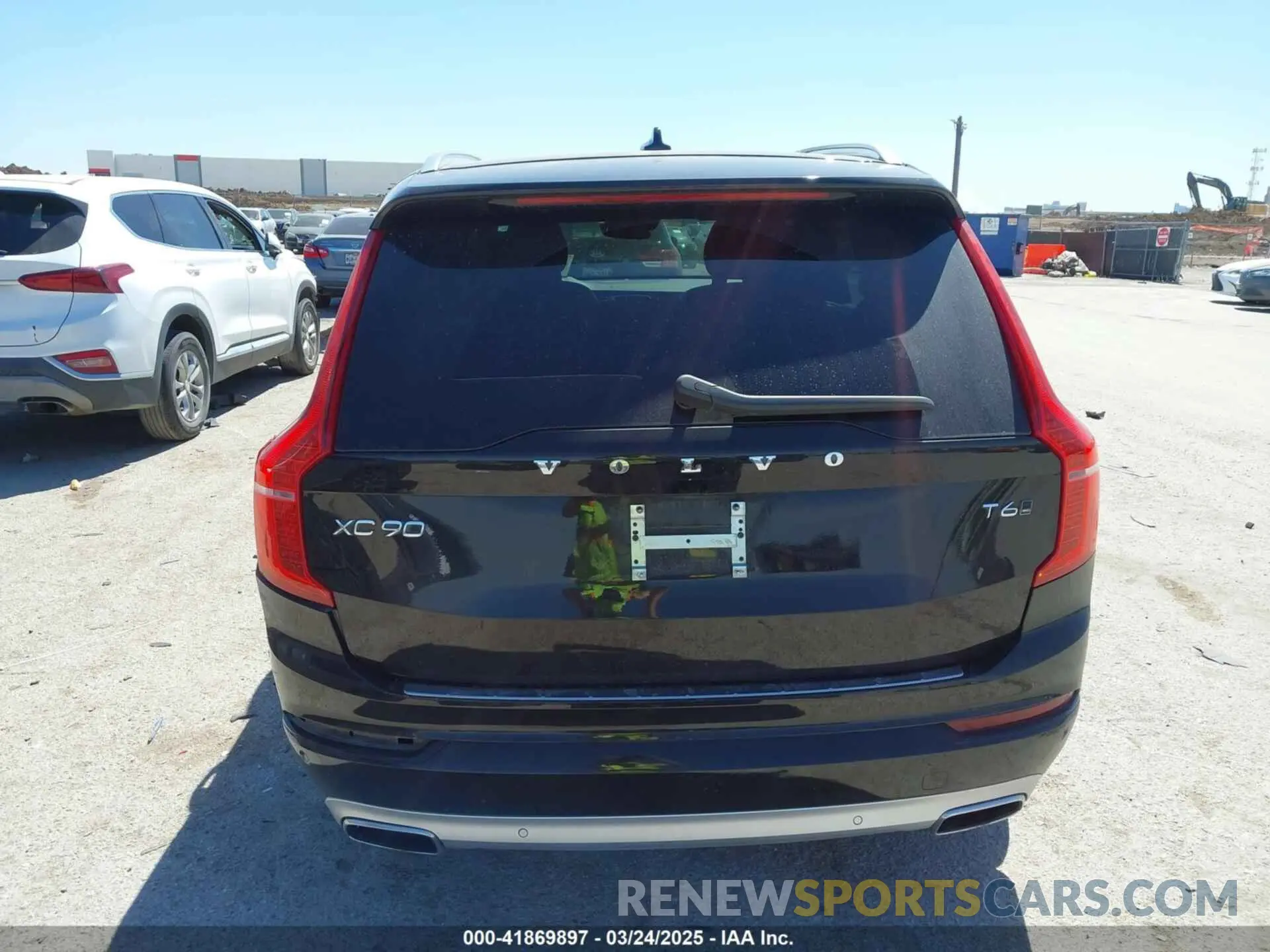 16 Photograph of a damaged car YV4A22PK7M1719986 VOLVO XC90 2021