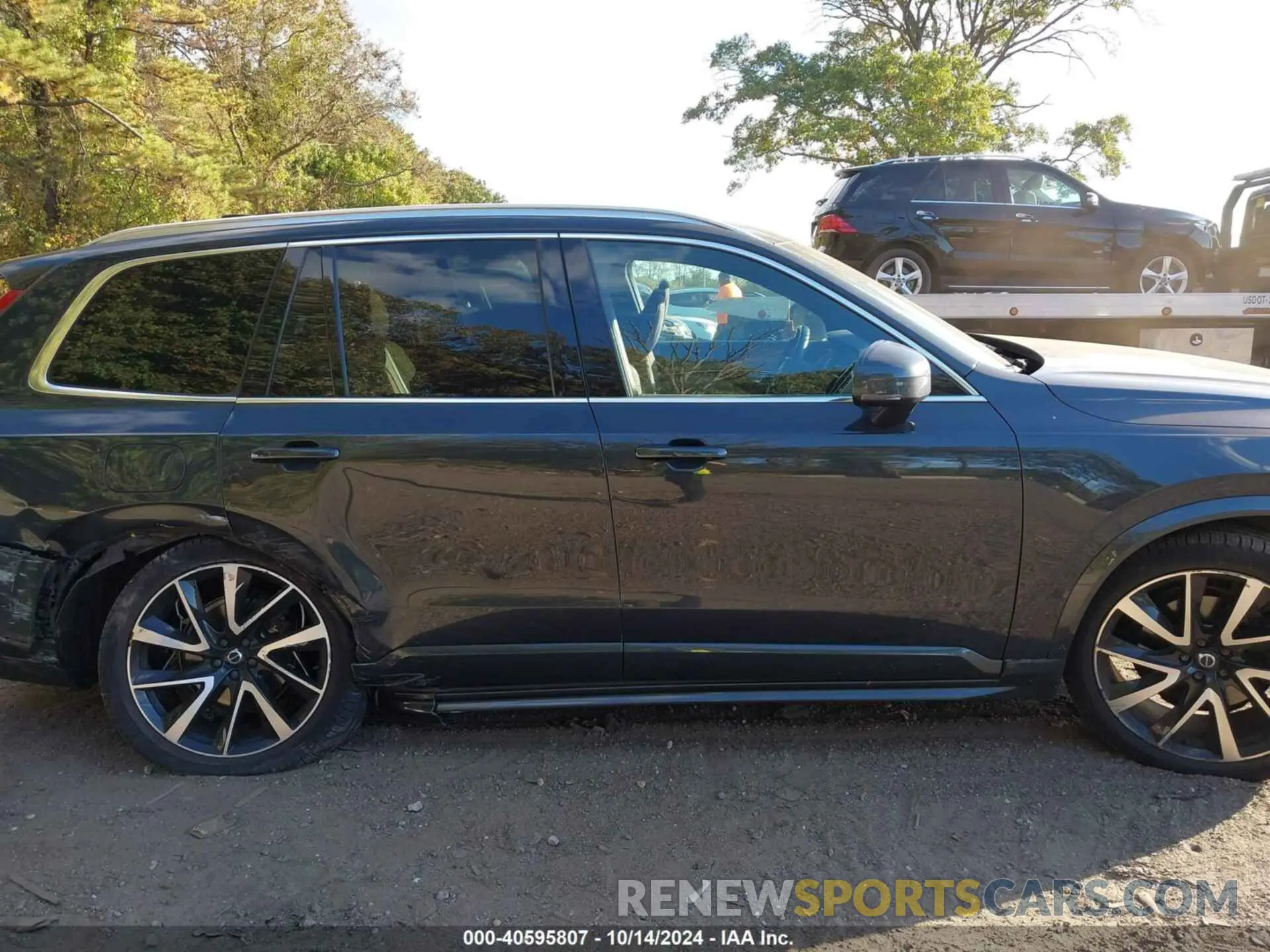 13 Photograph of a damaged car YV4A22PKXM1689365 VOLVO XC90 2021