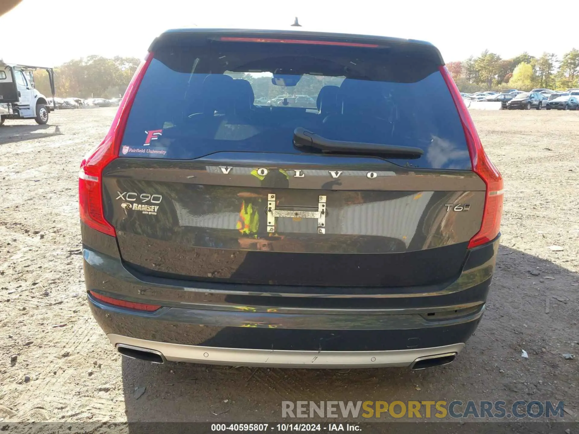 16 Photograph of a damaged car YV4A22PKXM1689365 VOLVO XC90 2021