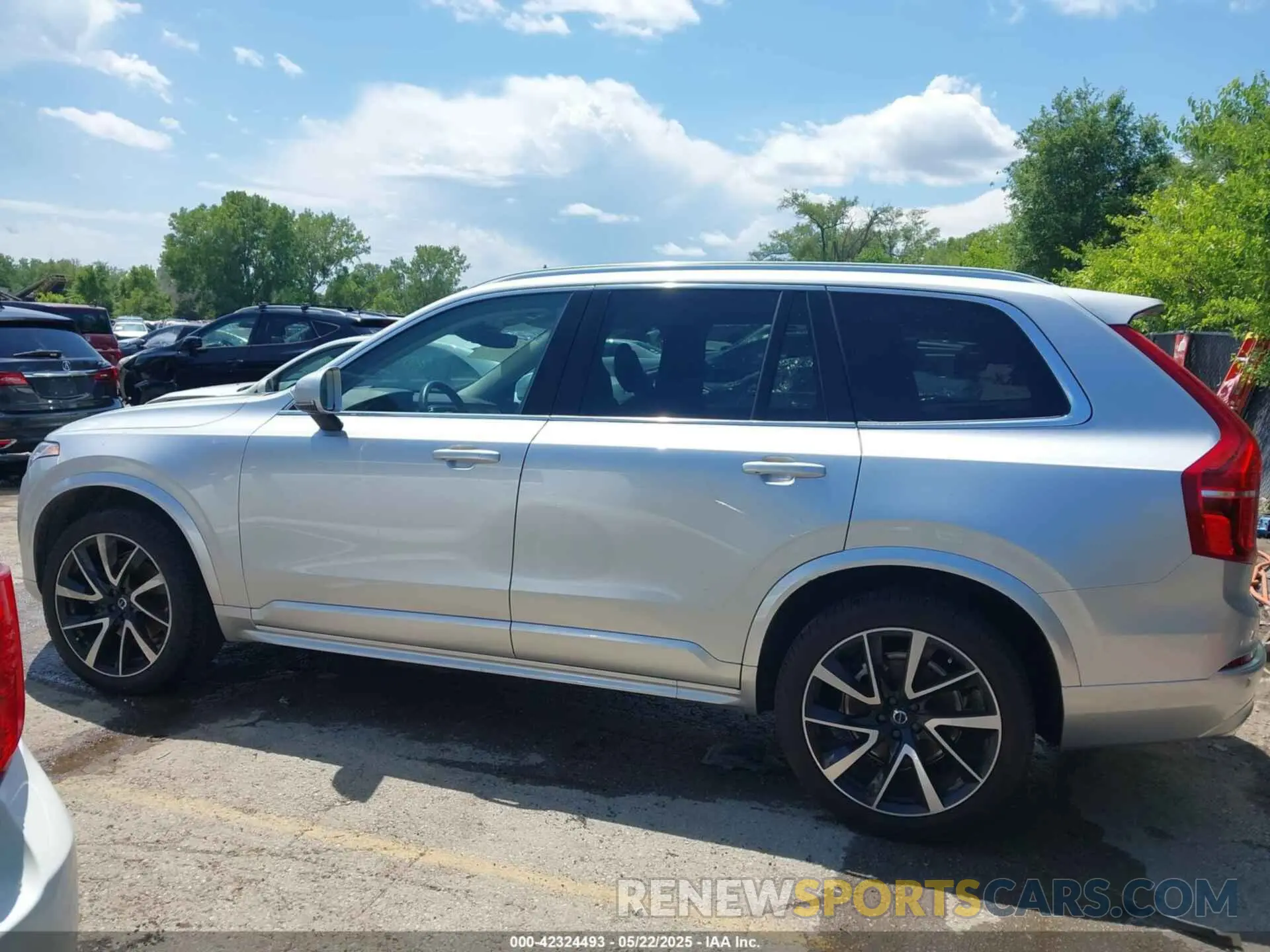 15 Photograph of a damaged car YV4A22PKXM1697255 VOLVO XC90 2021