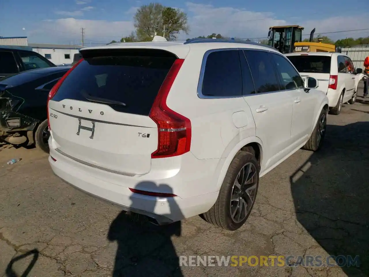 4 Photograph of a damaged car YV4A22PKXM1720582 VOLVO XC90 2021