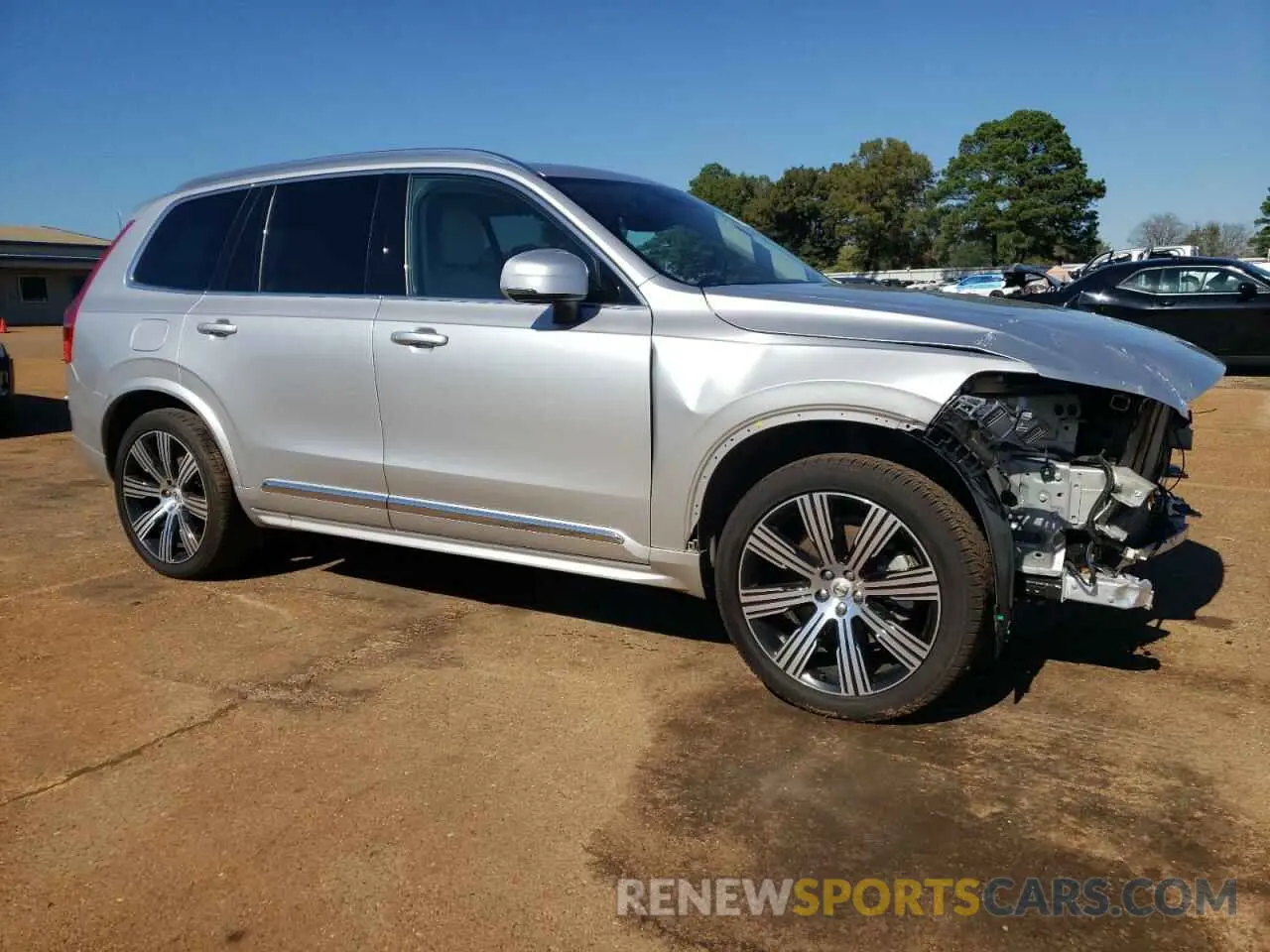 4 Photograph of a damaged car YV4A22PL0M1695149 VOLVO XC90 2021